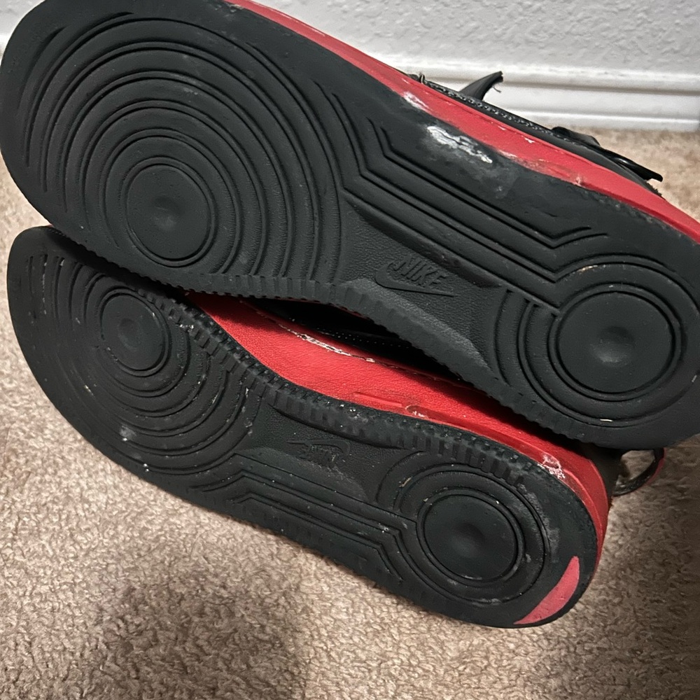 NIKE Air Force 1 - Black and Red High-Top Sneakers - Picture 6 of 10